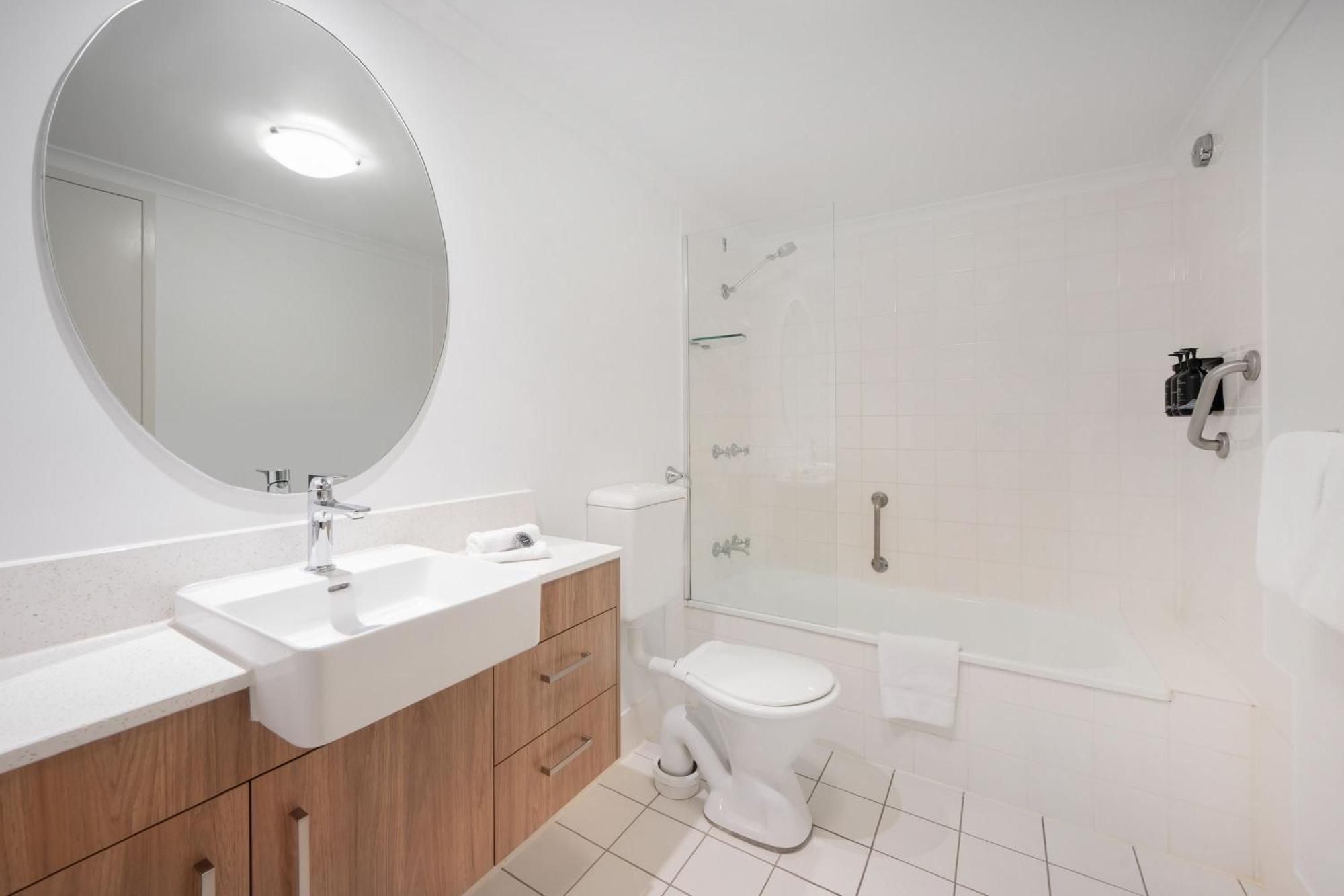 Mantra On Northbourne Lejlighedshotel Canberra Eksteriør billede