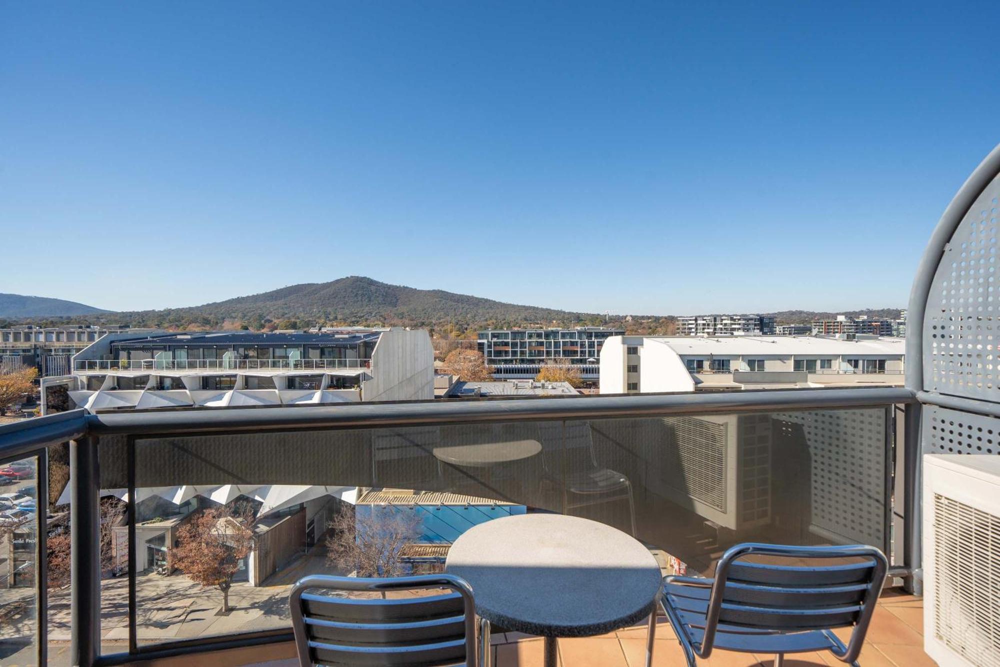 Mantra On Northbourne Lejlighedshotel Canberra Eksteriør billede