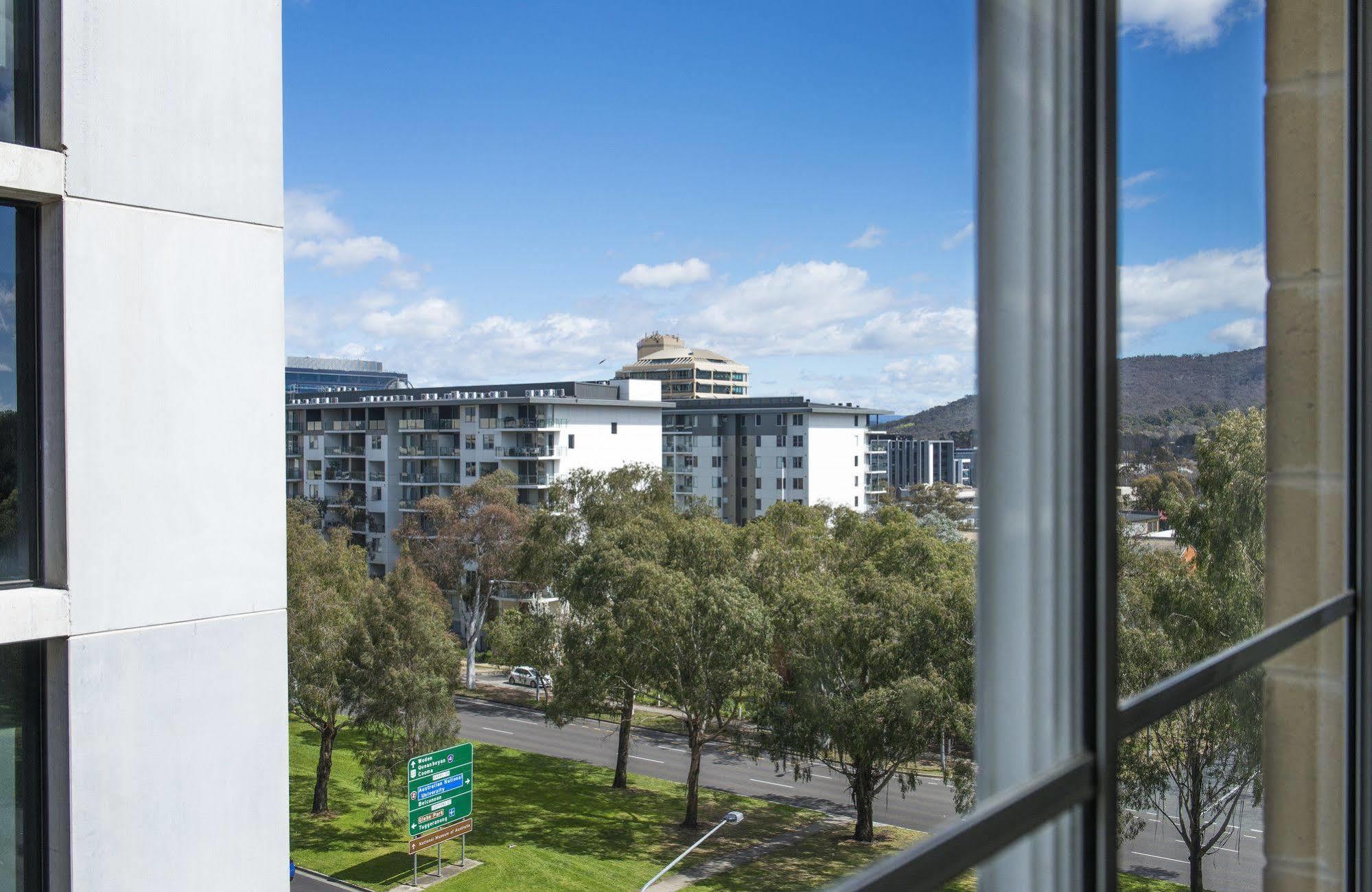 Mantra On Northbourne Lejlighedshotel Canberra Eksteriør billede